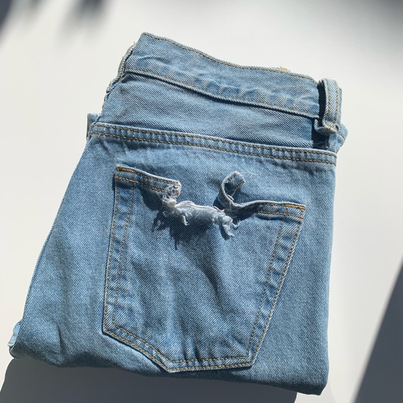 Brandy Melville Distressed Boyfriend Jeans - Picture 6 of 10